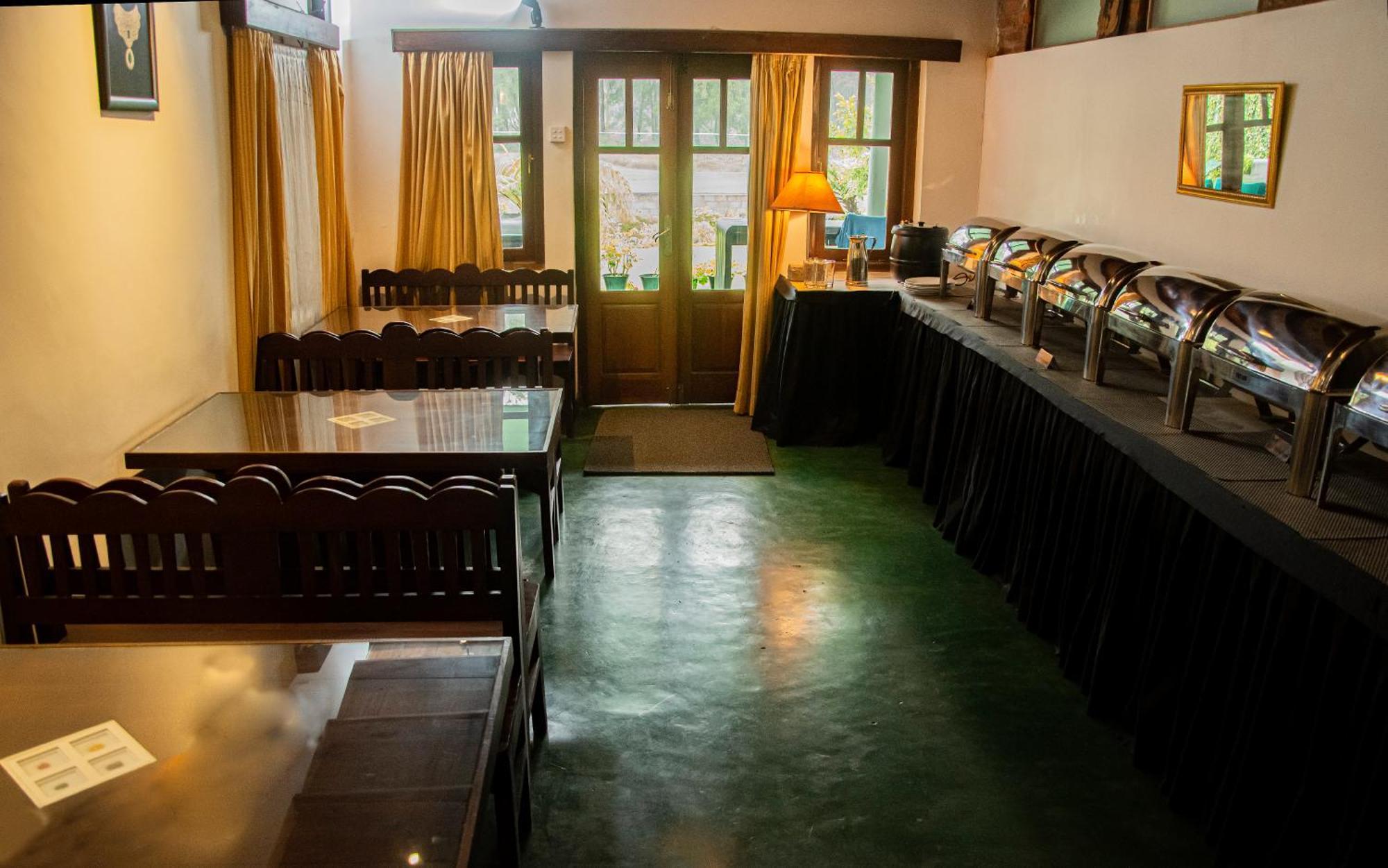 The Golf Green City Bungalow Nuwara Eliya Exterior photo